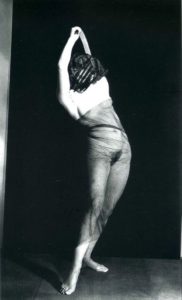Veiled nude (1928), photo de Man Ray