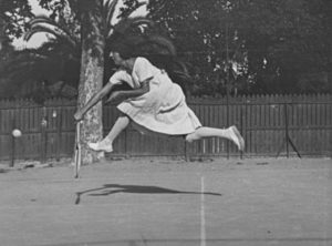 Suzanne Lenglen photographiée en 1921 par Jacques-Henri Lartigue