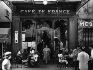 Le café de France de Willy Ronis