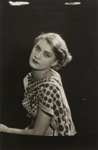 Lee Miller portrait par Man Ray