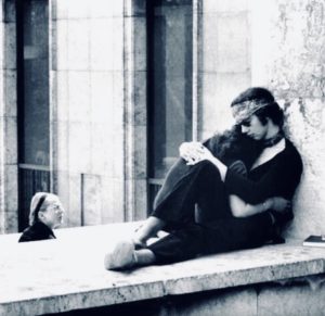 Les amoureux par Henri Cartier-Bresson