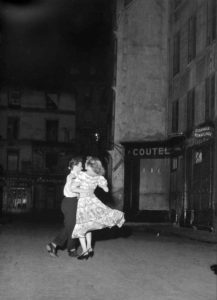 La dernière valse du 14 juillet par Robert Doisneau