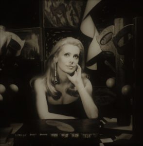 Catherine Deneuve par Man Ray