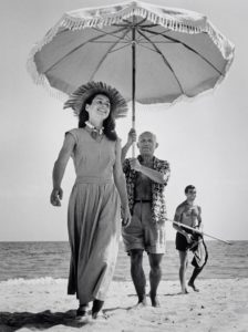 Picasso photographié par Robert Capa
