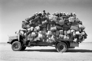 Entre Tchad et Libye, photo de Raymond Depardon