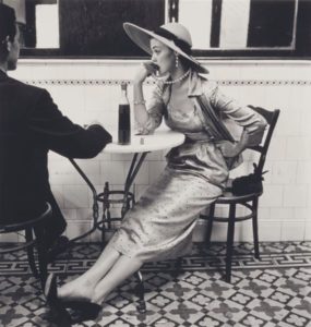 Café à Lima par Irving Penn