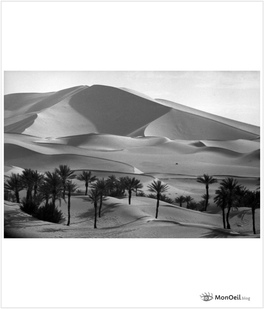 Kerzaz, Sahara algérien (1957), photo de George Rodger