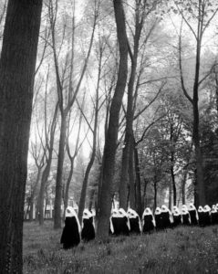 Béguinage de Bruges, photo de Willy Ronis