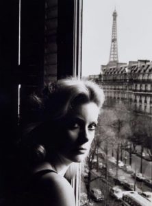 Catherine Deneuve photographiée par Helmut Newton