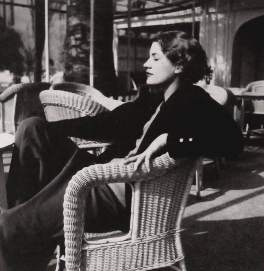 Lee Miller, Juan-les-Pins (1930), photo de Man Ray