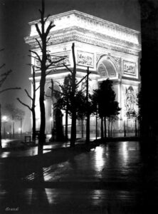 Arc de Triomphe, Paris, années 30, photo de Brassaï
