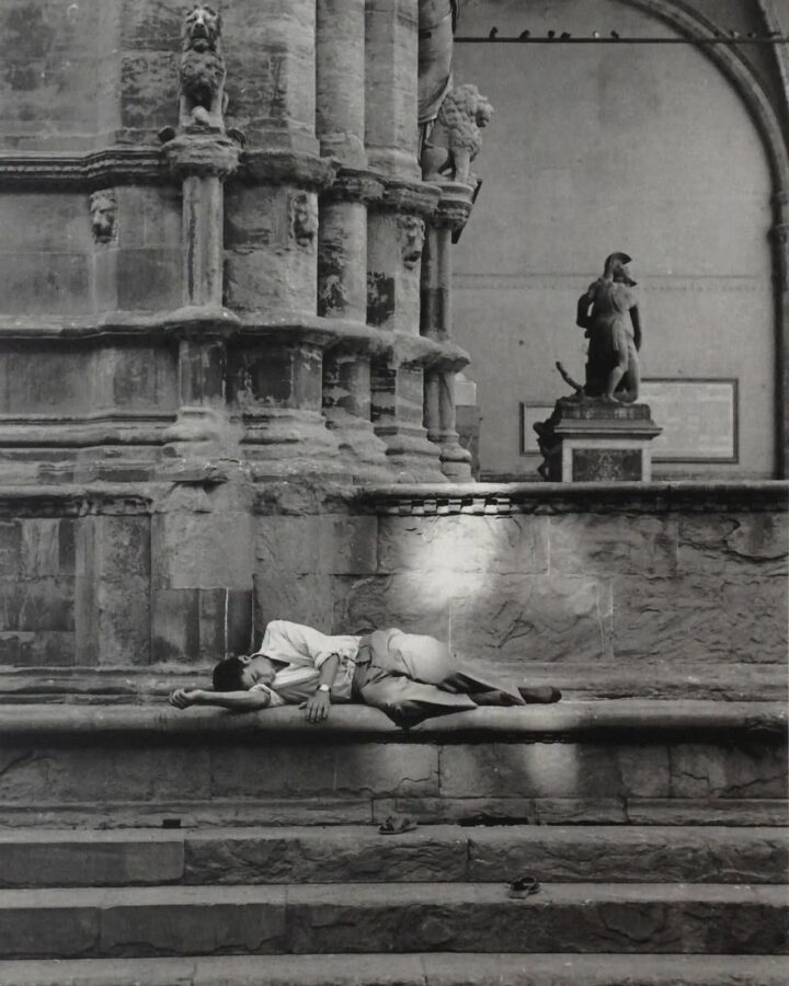 Dormir, peut-être rêver, Florence, photo de Ferdinando Scianna
